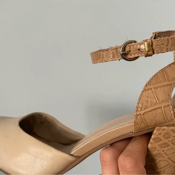 Beautiful block heels - Picture 6 of 7